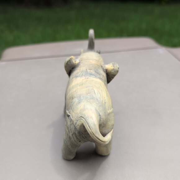 Vintage Baby Elephant Figurine Crushed Oyster Shell Good Luck Trunk Up 4" - Picture 4 of 8